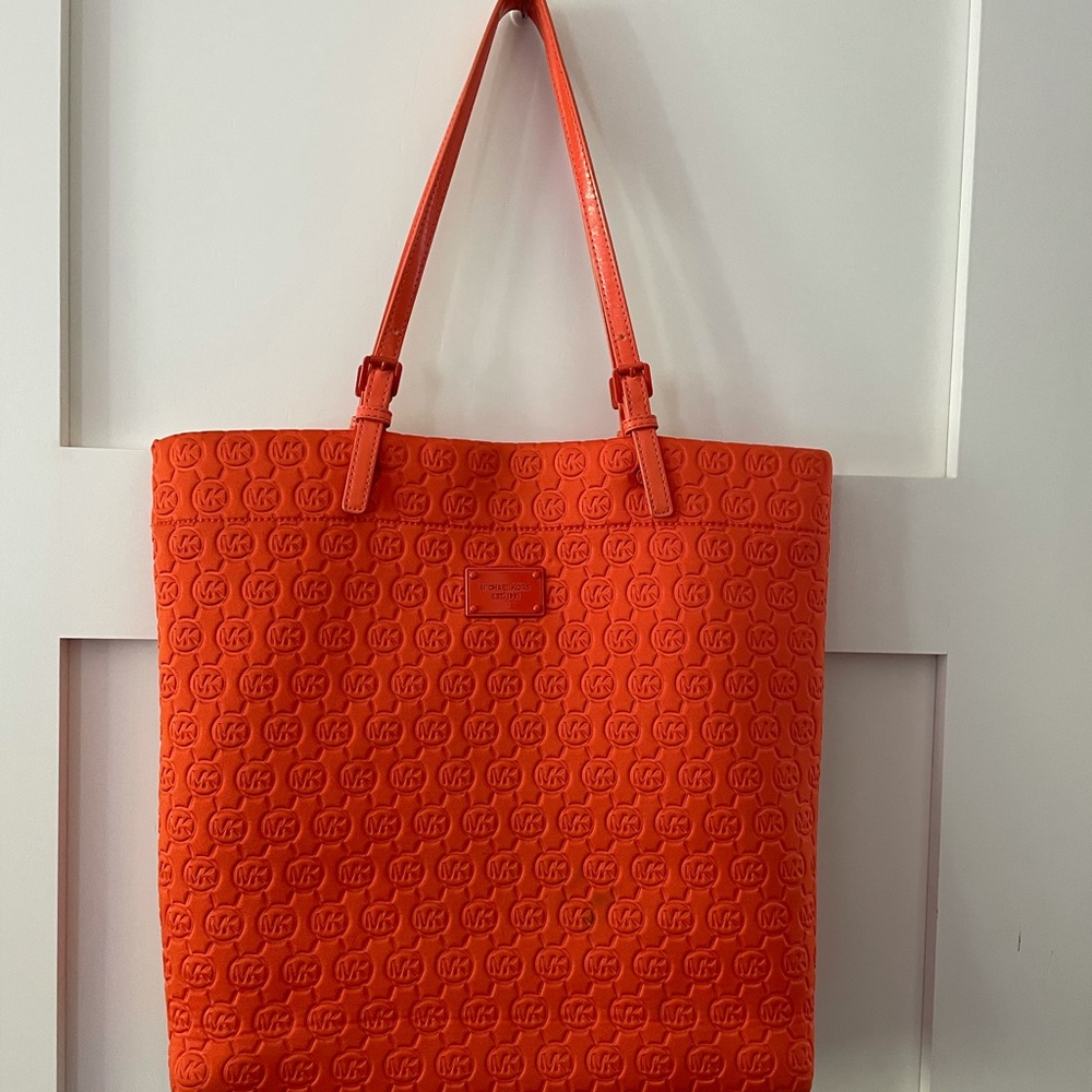 Michael Kors laptop bag or shoulder bag.